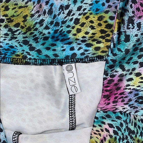 Onzie multicolored leopard print leggings M/L - Picture 4 of 5